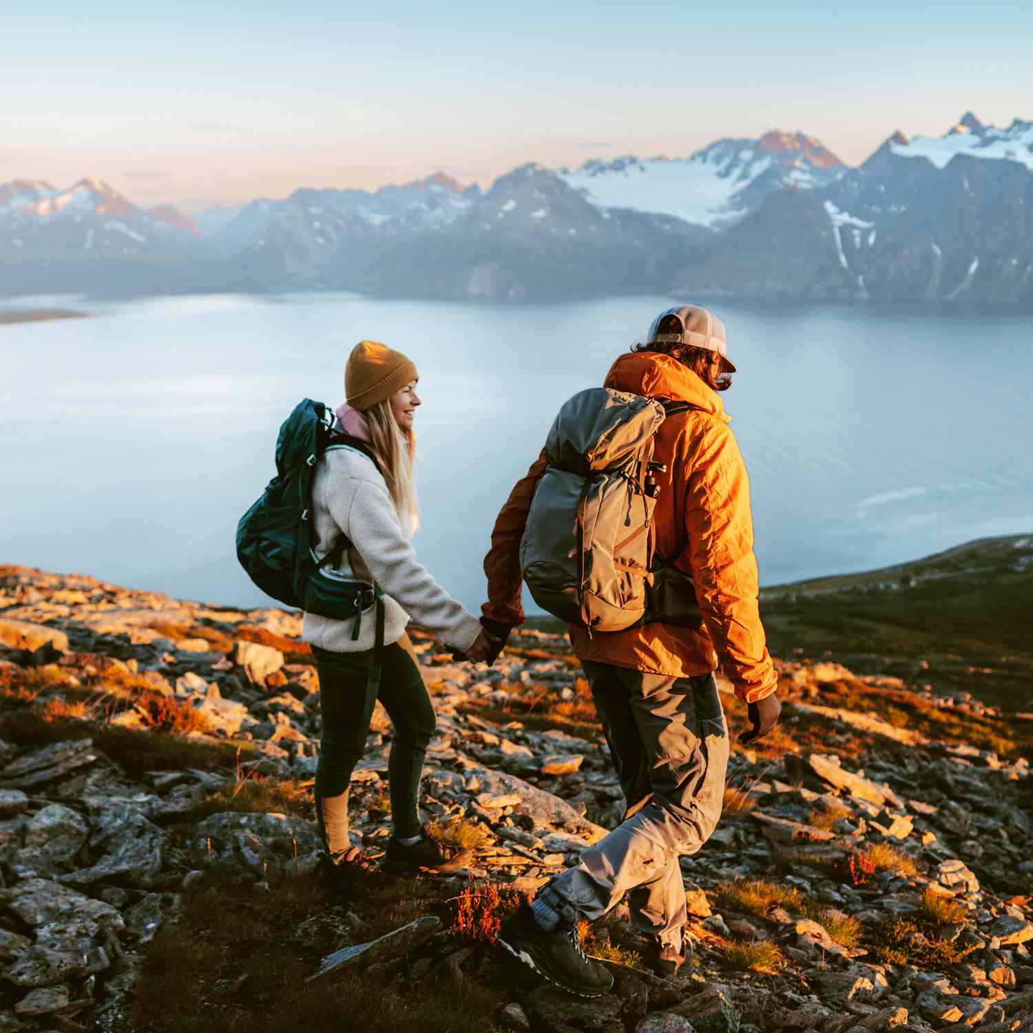 أفضل وجهة سياحية لرحلات سياحية شتوية مذهلة، وأكثر دفئا خلال أشهر الشتاء في كندا