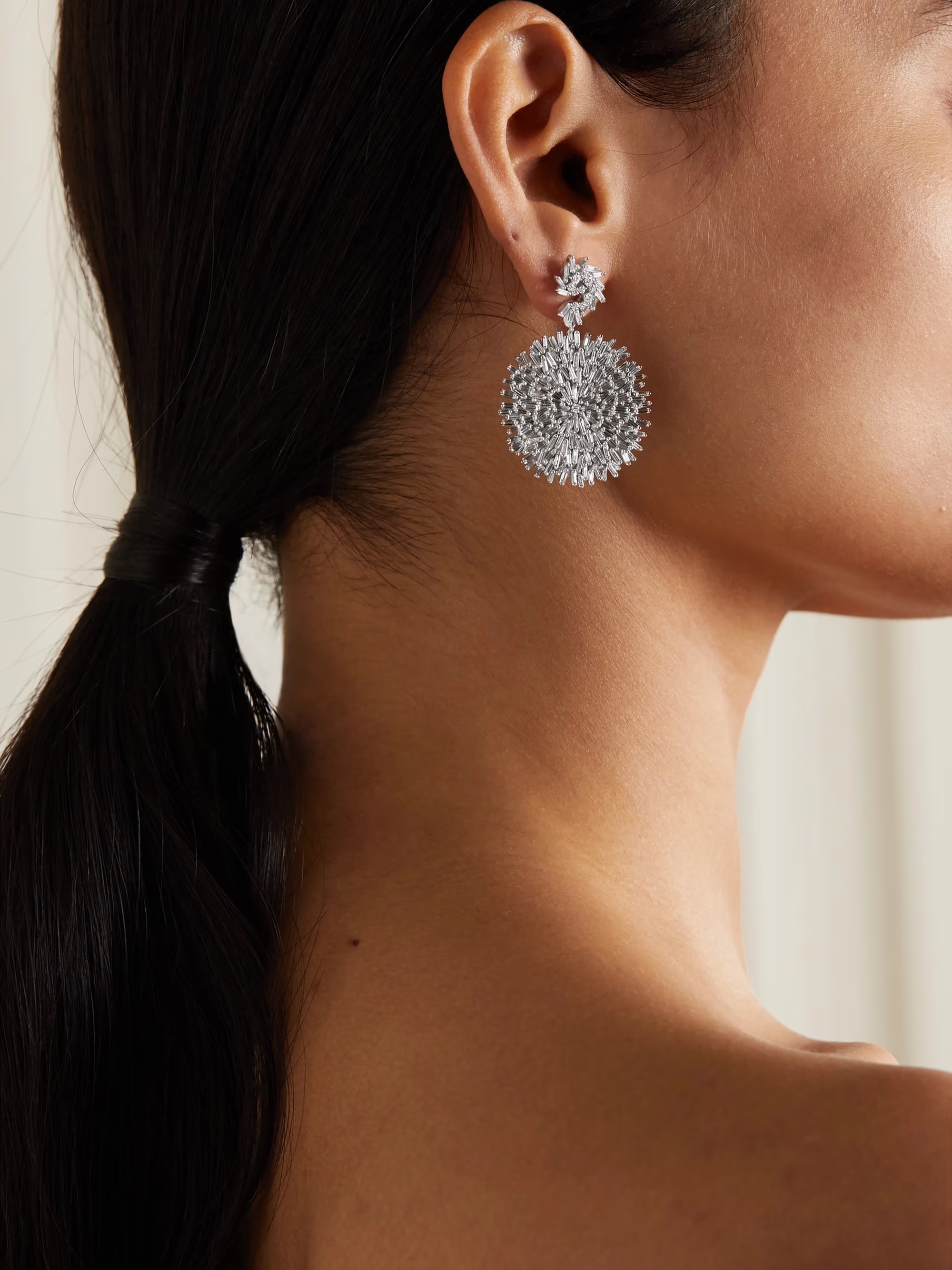 أقراط  من  SUZANNE KALAN