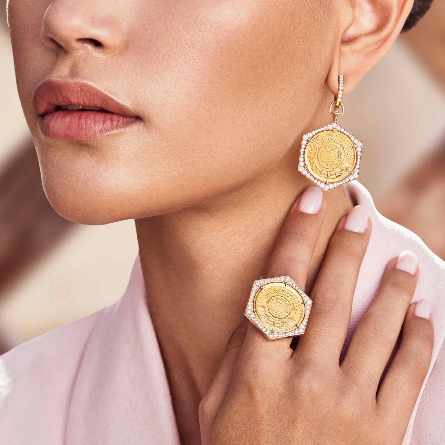أقراط Full Ginea من Yataghan Jewellery
