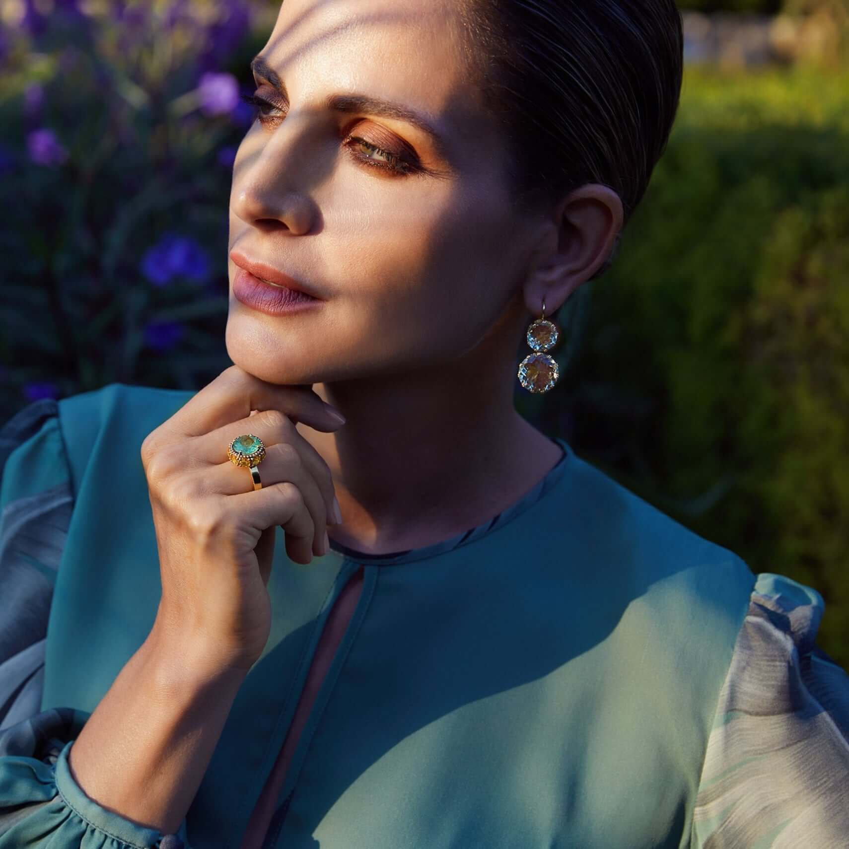 أقراط Ileana Makri Double Crown