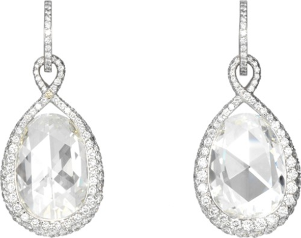 أقراط صوفيا ريتشي Sofia Richie من مجموعة Haute Joaillerie Collection