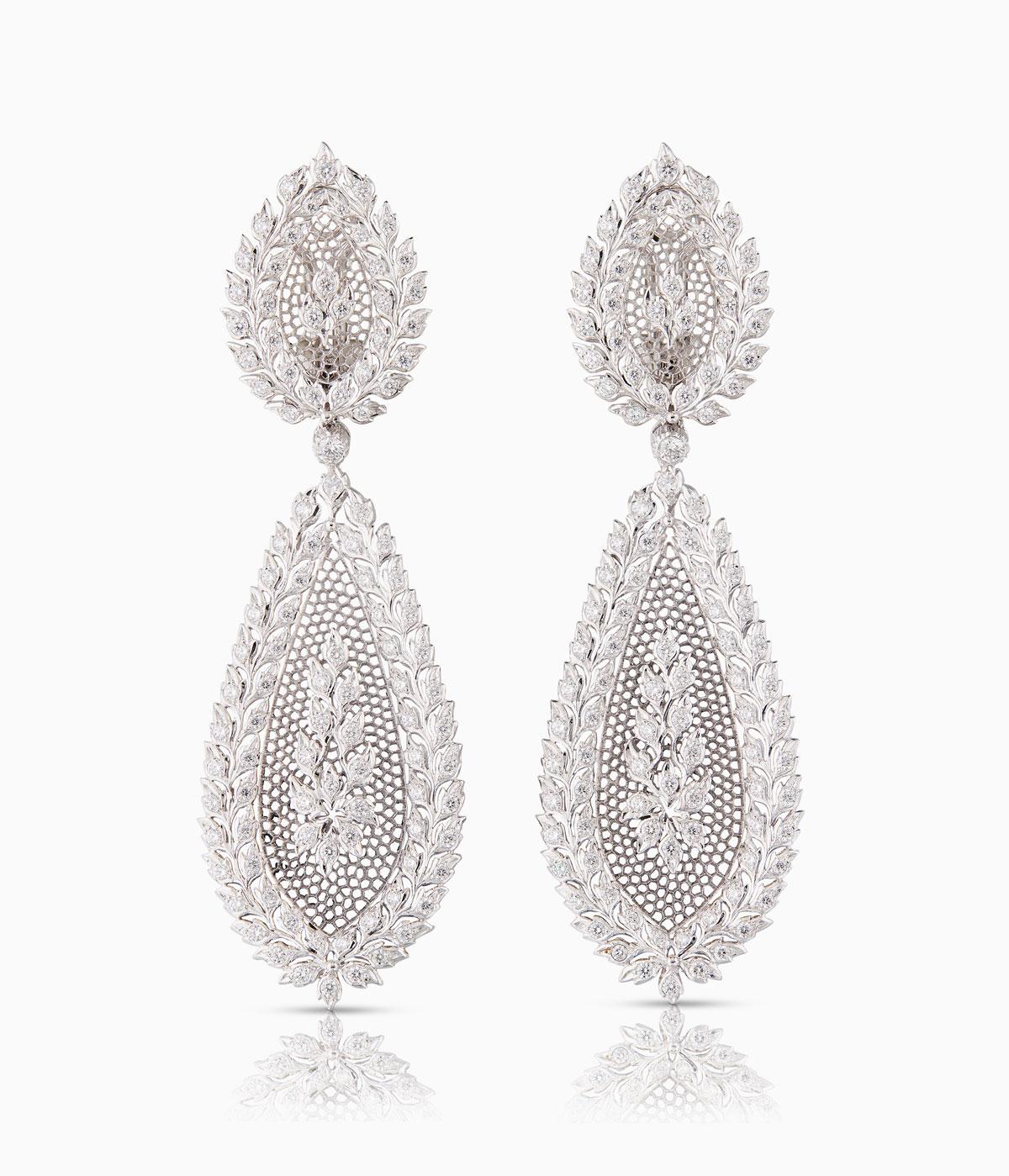 أقراط من بوتشيلاتي  Buccellati