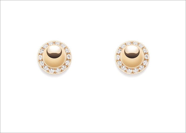 أقراط من بياجيه  Piaget