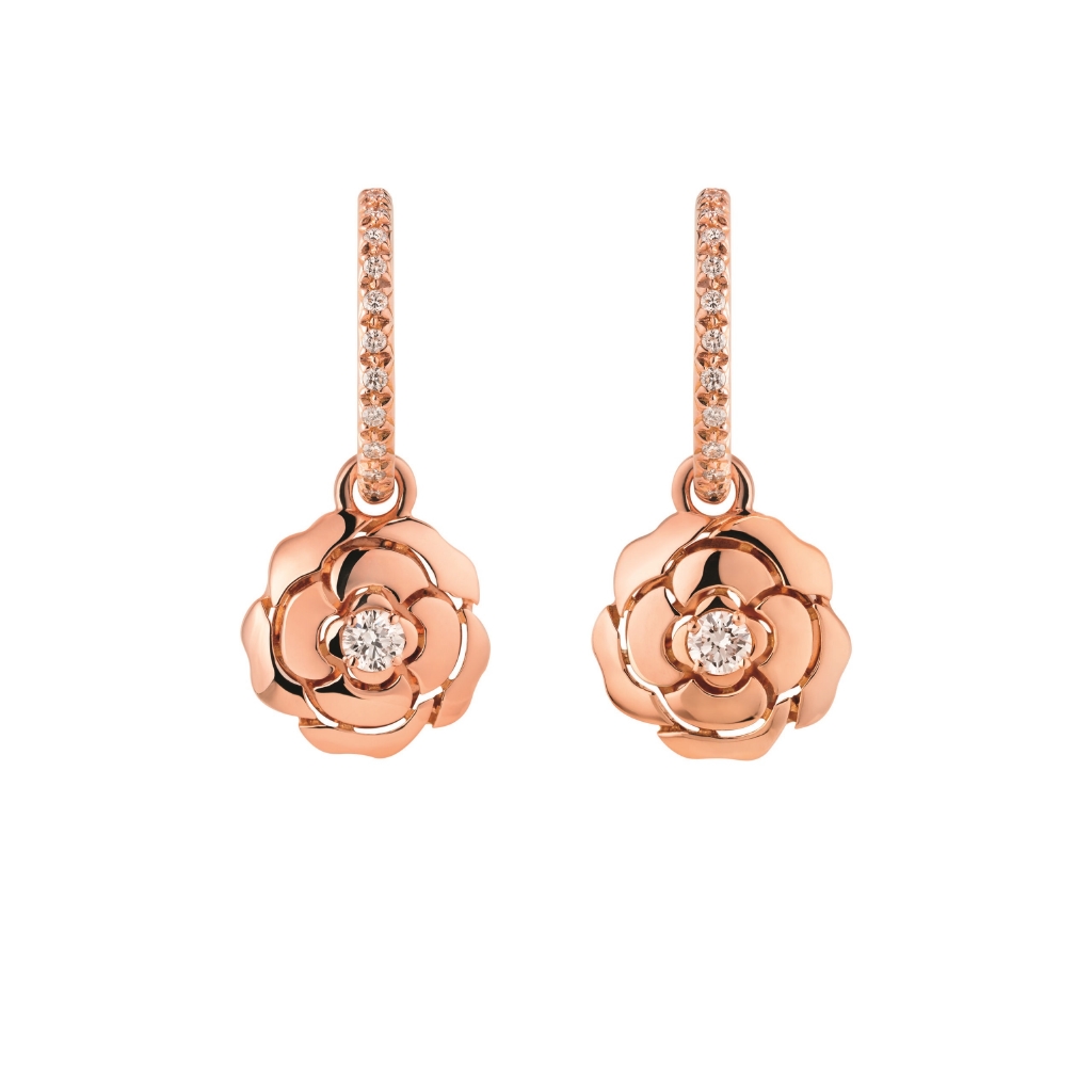 أقراط من شانيل  Chanel
