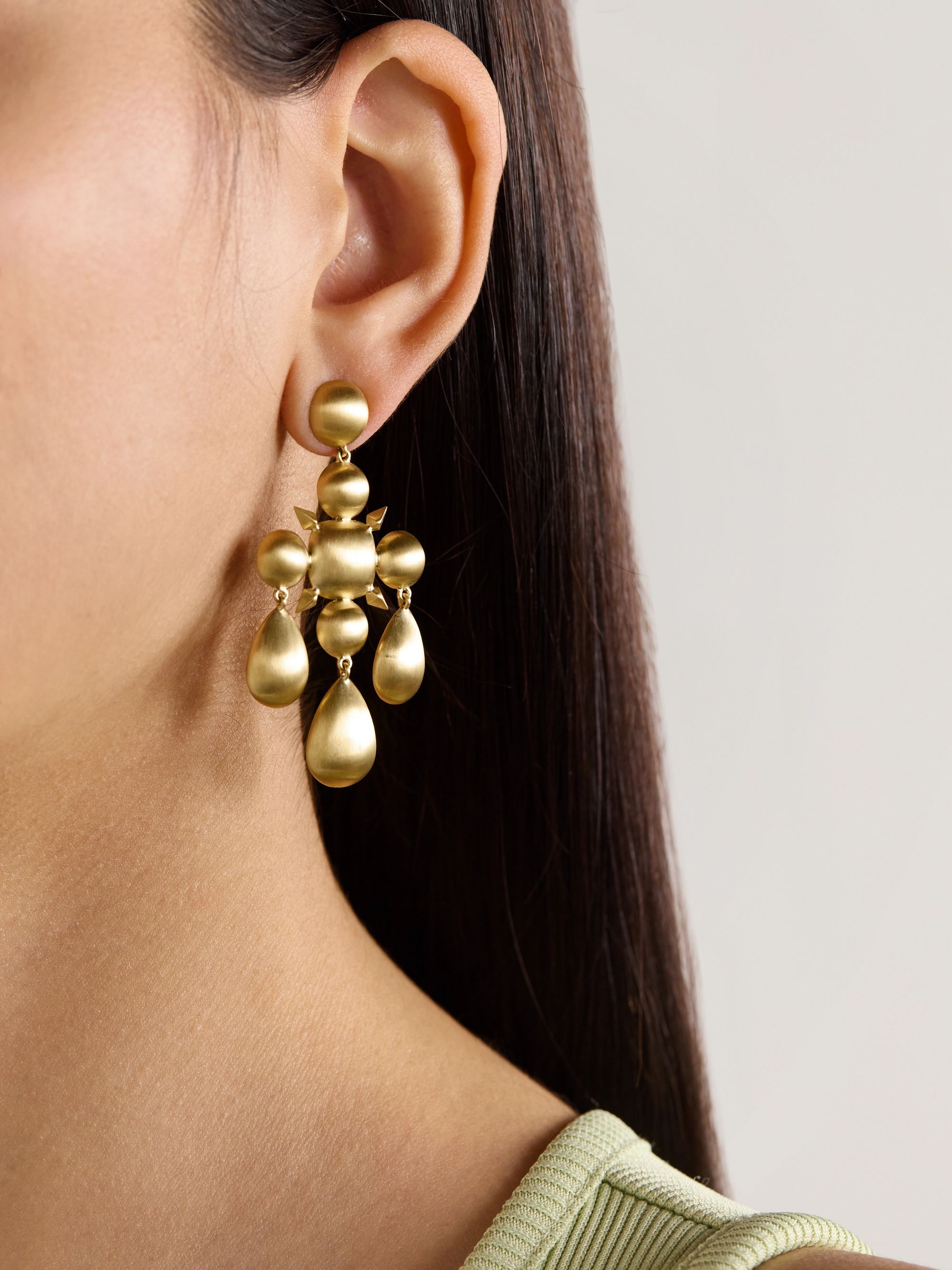 أقراط من Irene Neuwirth