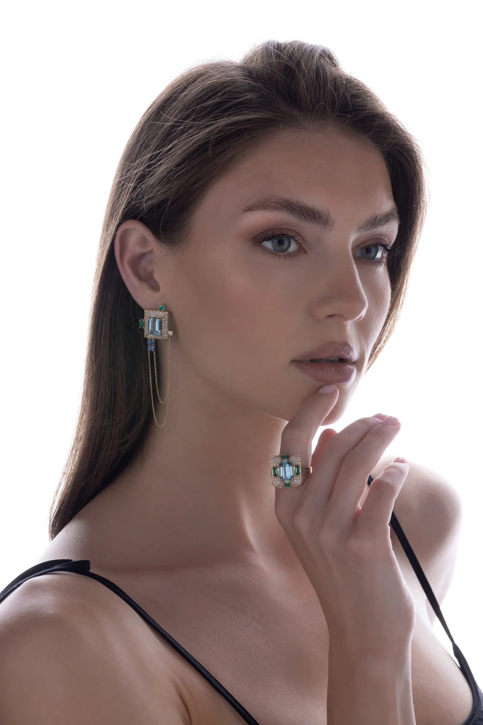 أقراط وخاتم ألماس من Mariyeh Ghelichkhani - MAIN PICTURE