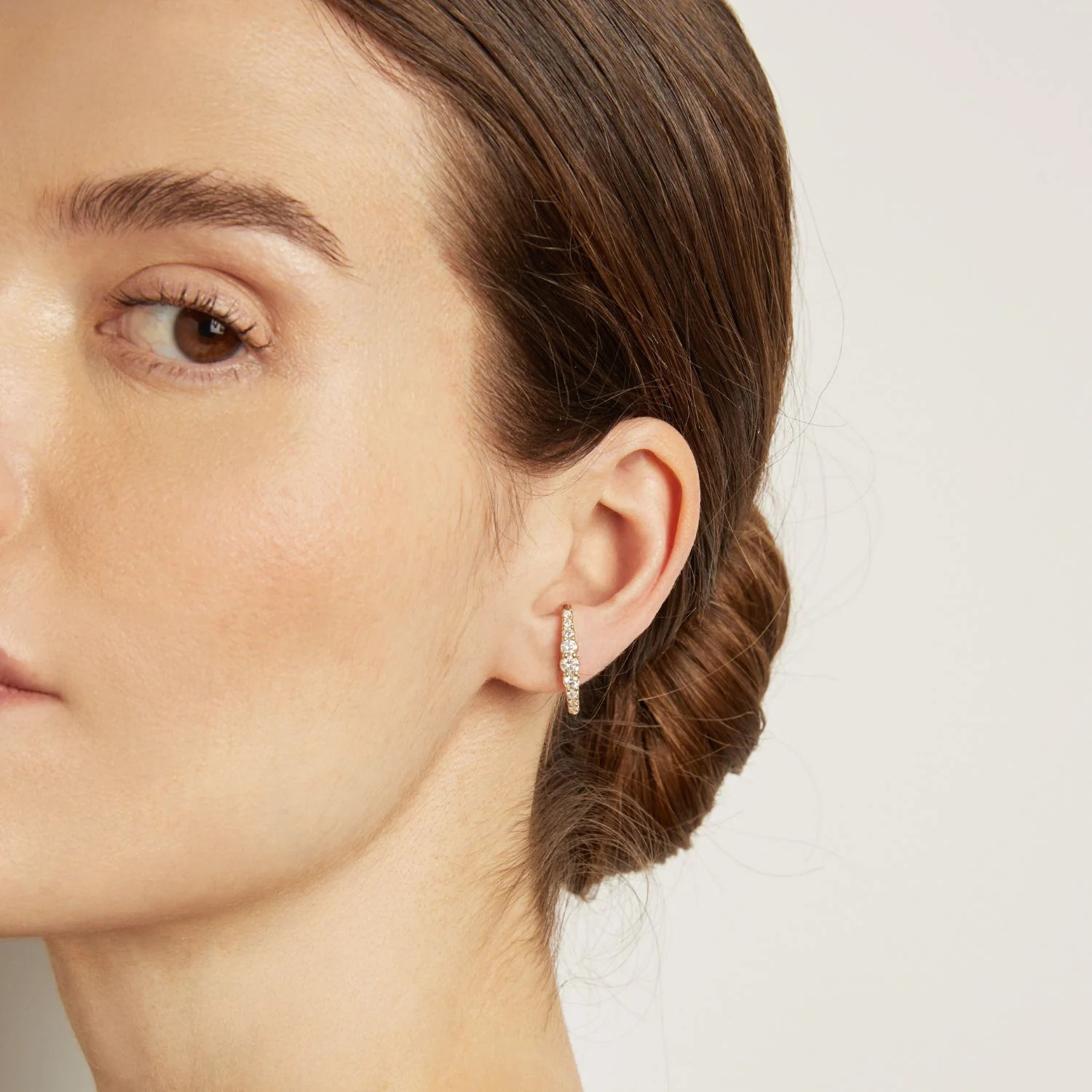 أقراط Aurate Lab Diamond Huggie Hoops