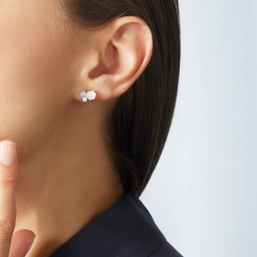 أقراط Bee de Chaumet من Chaumet