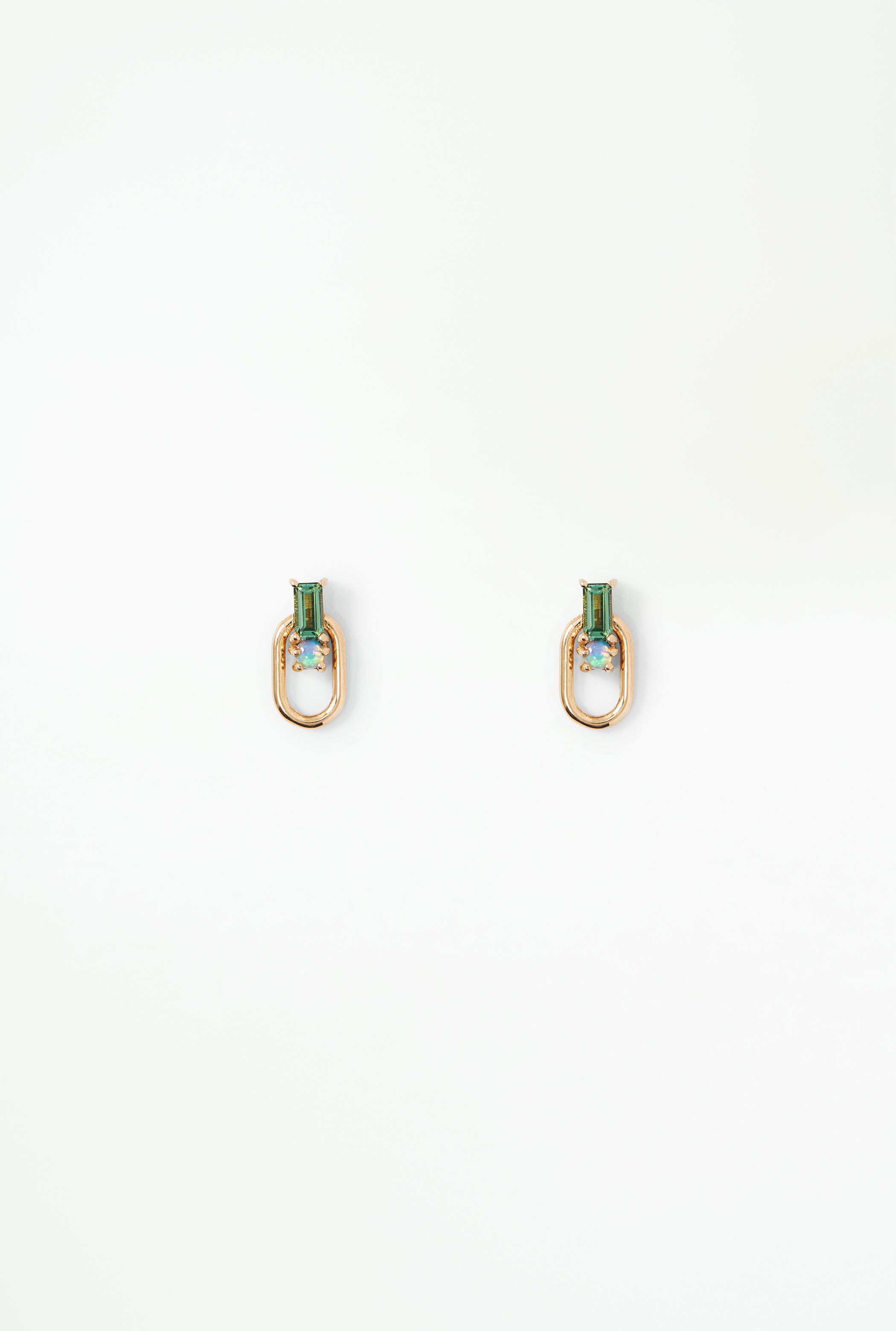 أقراط Door Knocker من  WWAKE