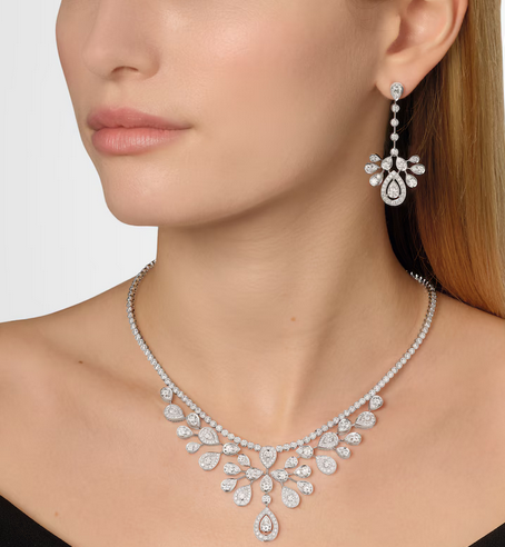 أقراط Joséphine Aigrette Impériale من Chaumet