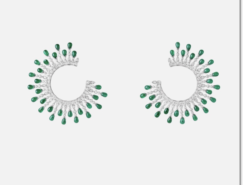 أقراط Maharajah من Boucheron