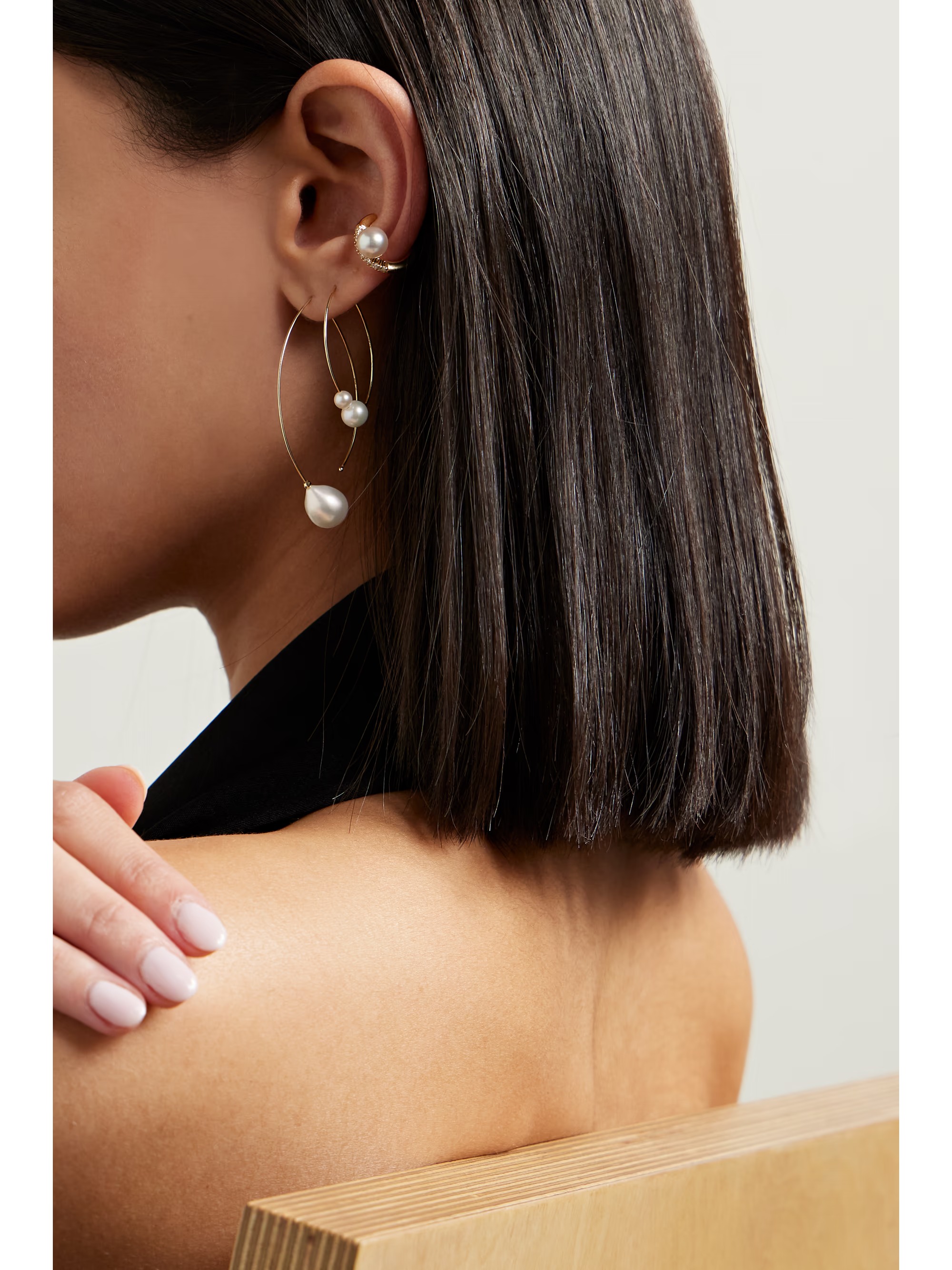 أقراط Mizuki Medium Pearl Earrings اللؤلؤية الأنيقة