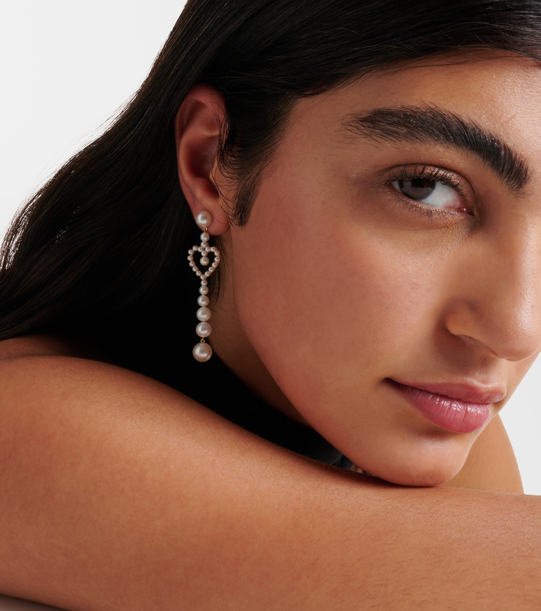 أقراط Pearl Heart من Sophie Bille Brahe
