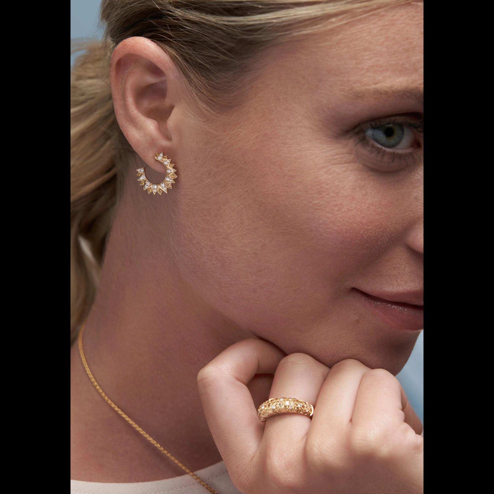 أقراط Sunlight من Piaget