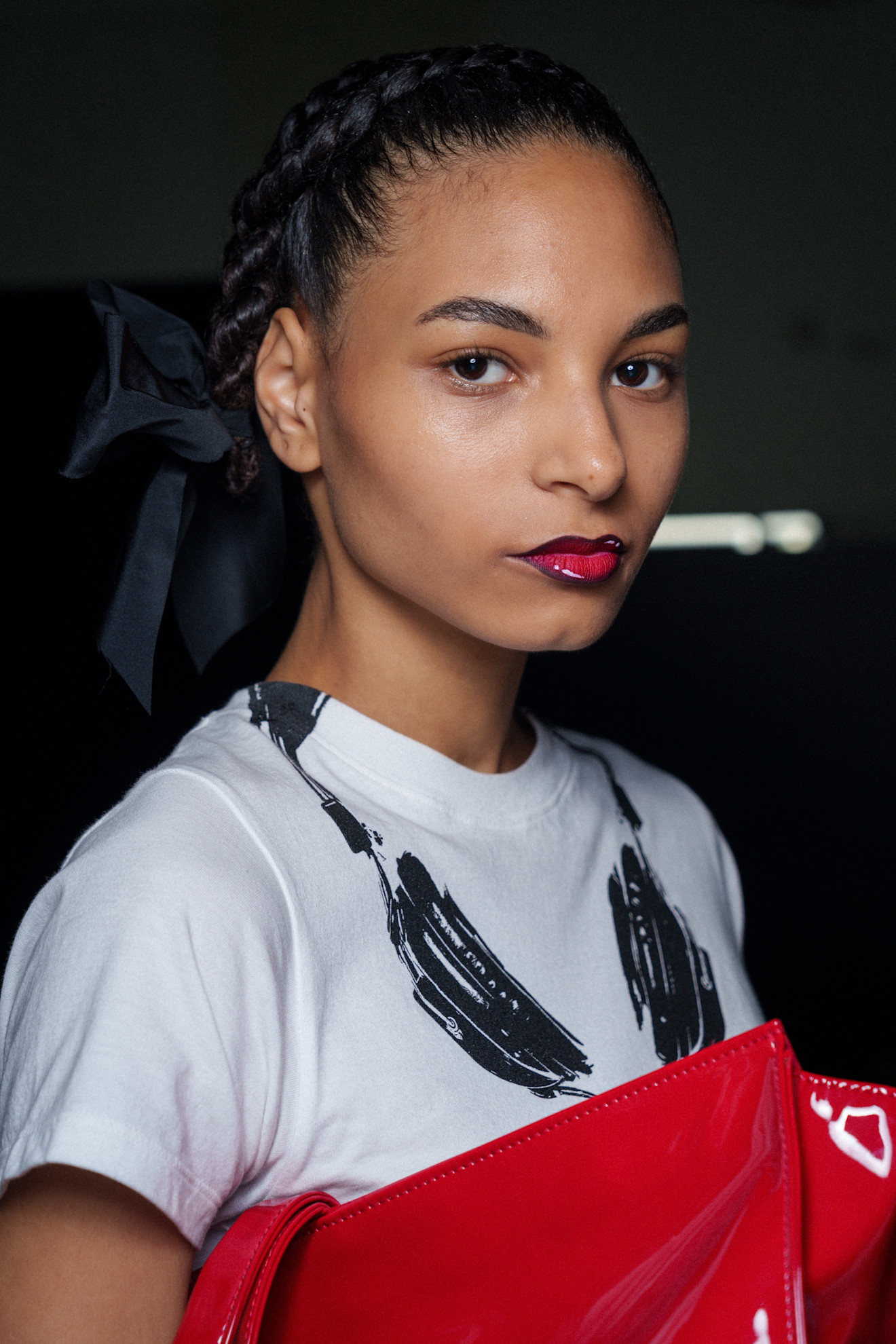 ألوان أحمر شفاه لماعة وقوية من دار Vaquera