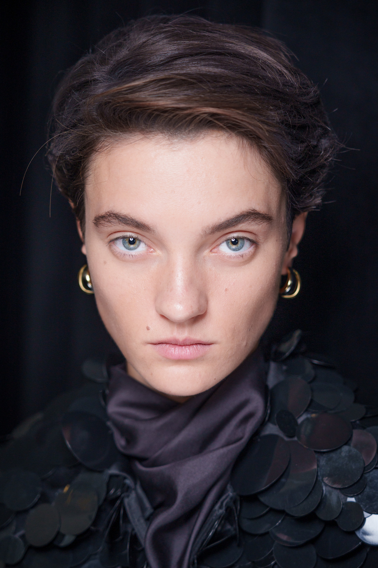 ألوان صبغات الشعر البني مع الكراميل من دار Altuzarra