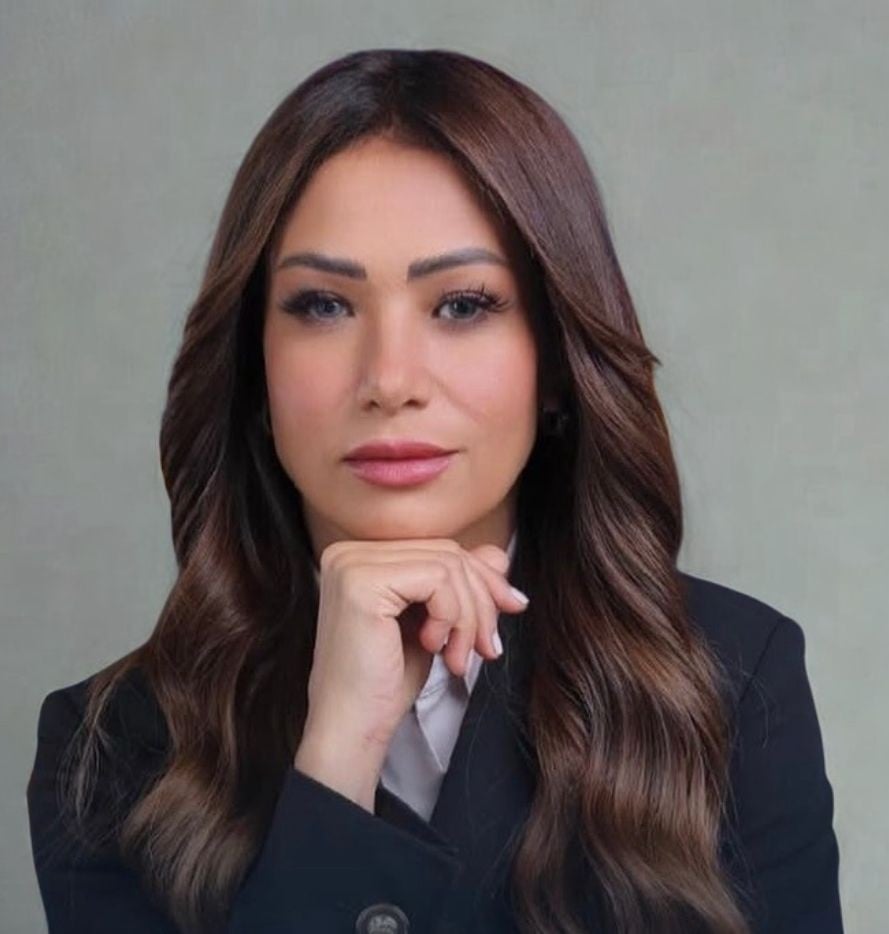 أمل دخان