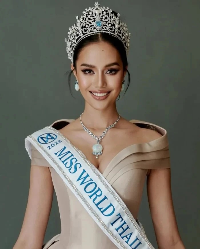 أوبال سوتشاتا Opal Suchata ملكة جمال العالم 2025