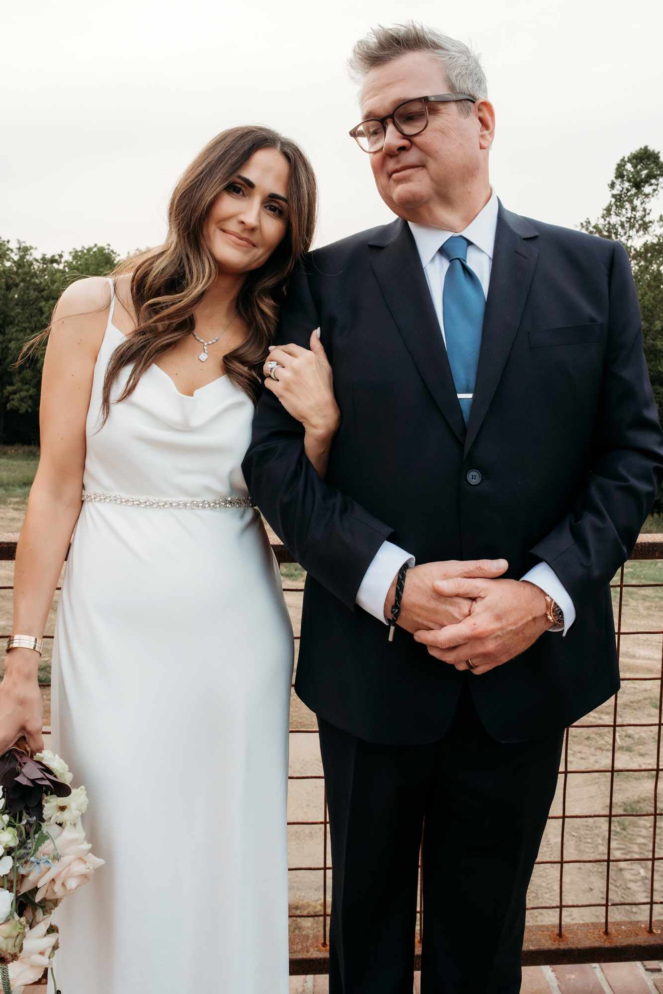 إريك ستونستريت Eric Stonestreet وليندسي شفايتزر Lindsay Schweitzer