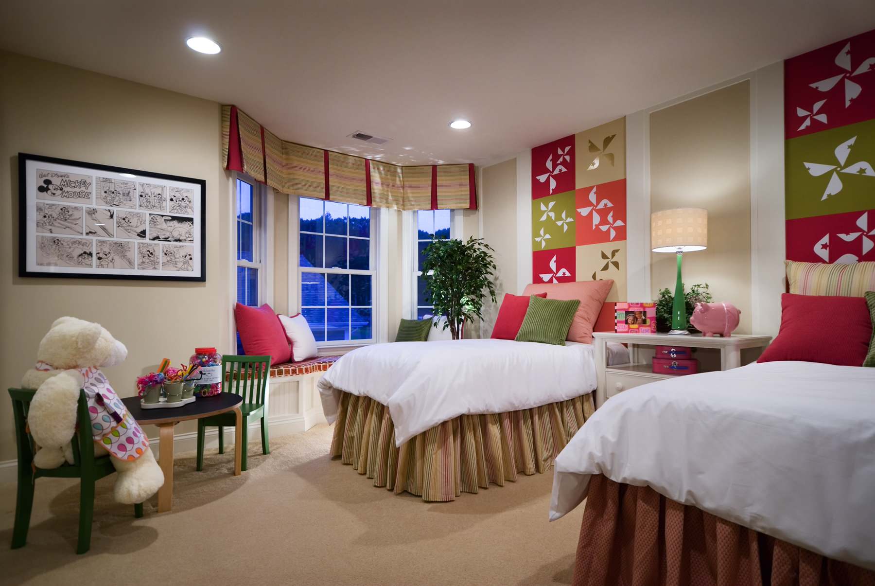 إضافة جمالية رائعة، من مميزات أثاث التنورة