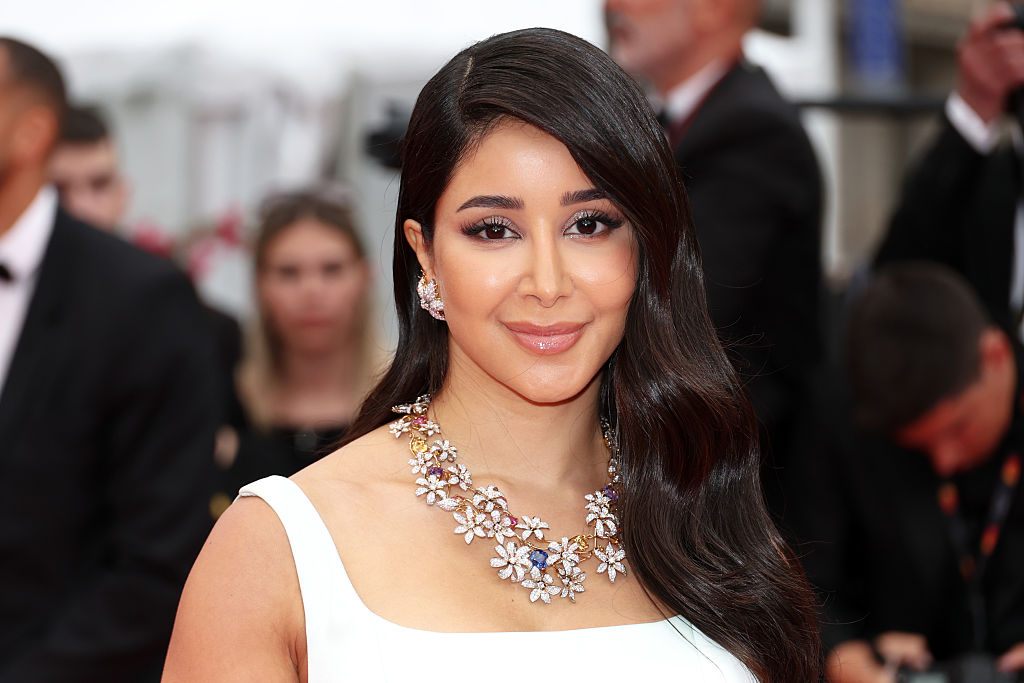 Image إطلالة أسيل عمران بمكياج فضي لامع - صورة من جيتي ايمج -جيتي ايمج