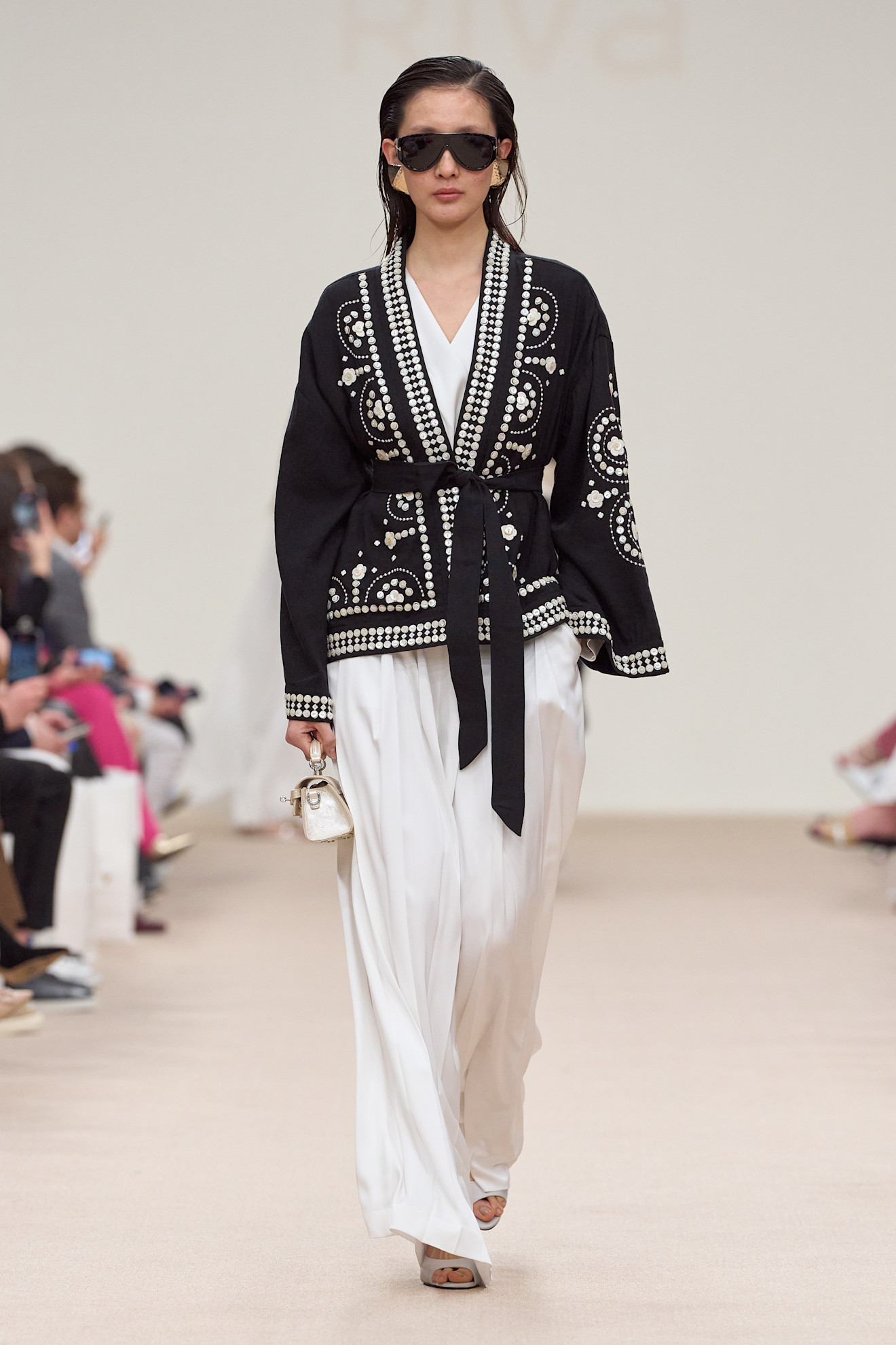 إطلالة أنيقة مناسبة للسحور من Riva