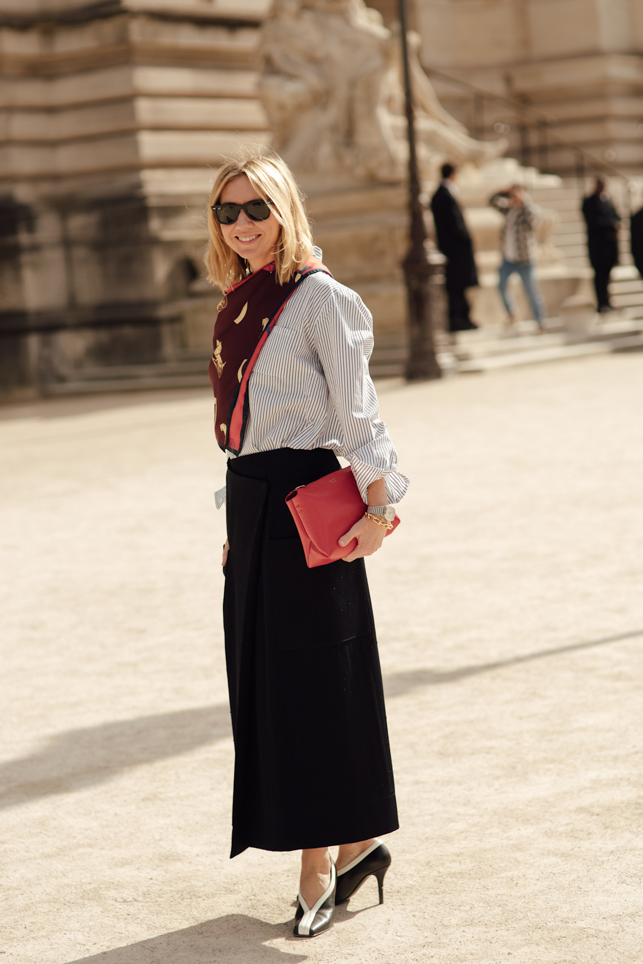 إطلالة بسيطة باحتمالات كثيرة