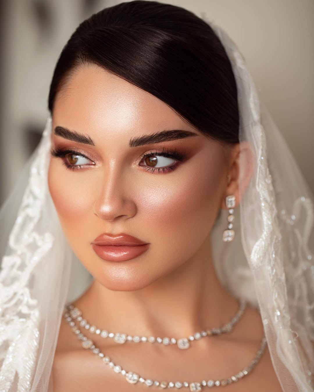 إطلالة عروس من خبيرة التجميل السعودية فاطمه حسن