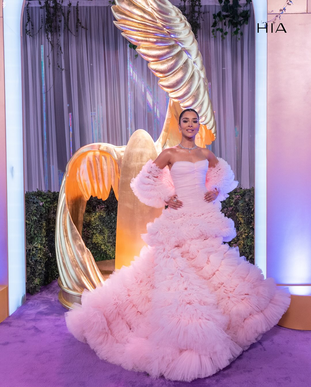 إطلالة وردية رومانسية من بلقيس