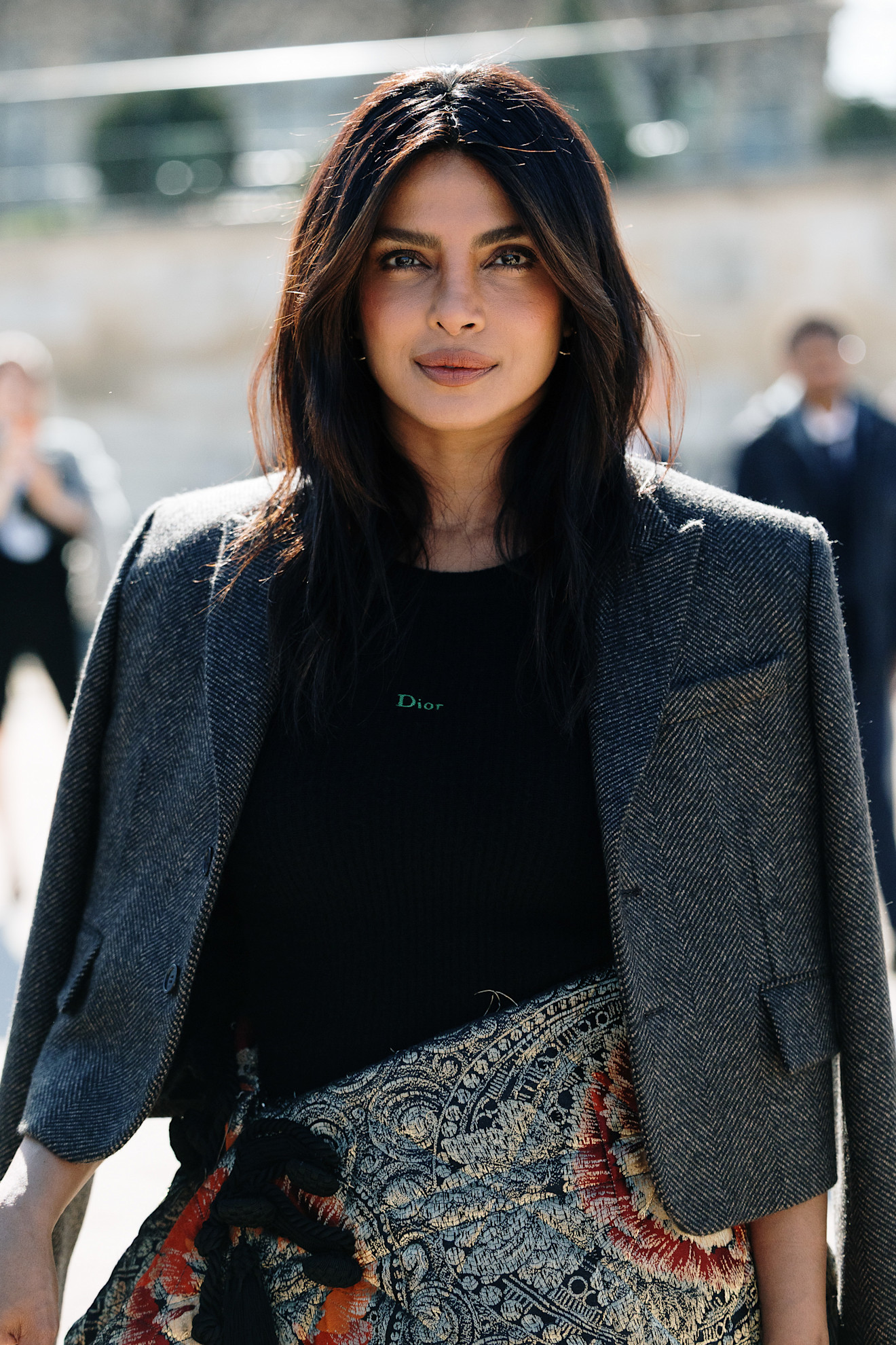 إطلالة Priyanka Chopra بالمكياج البرونزي القوي