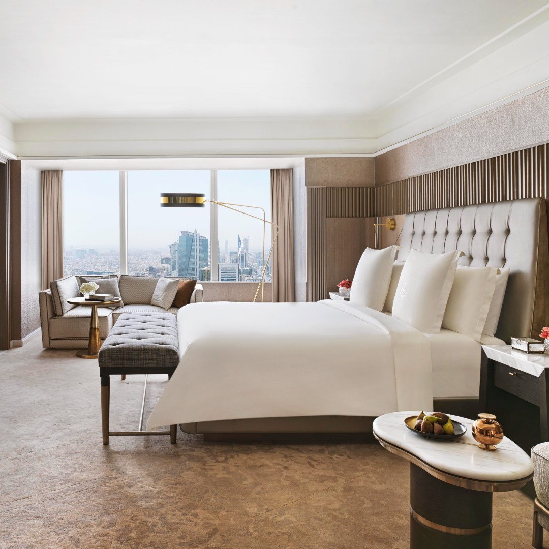 تجربة مفعمة بالجمال والفخامة في فندق فورسيزونز الرياض