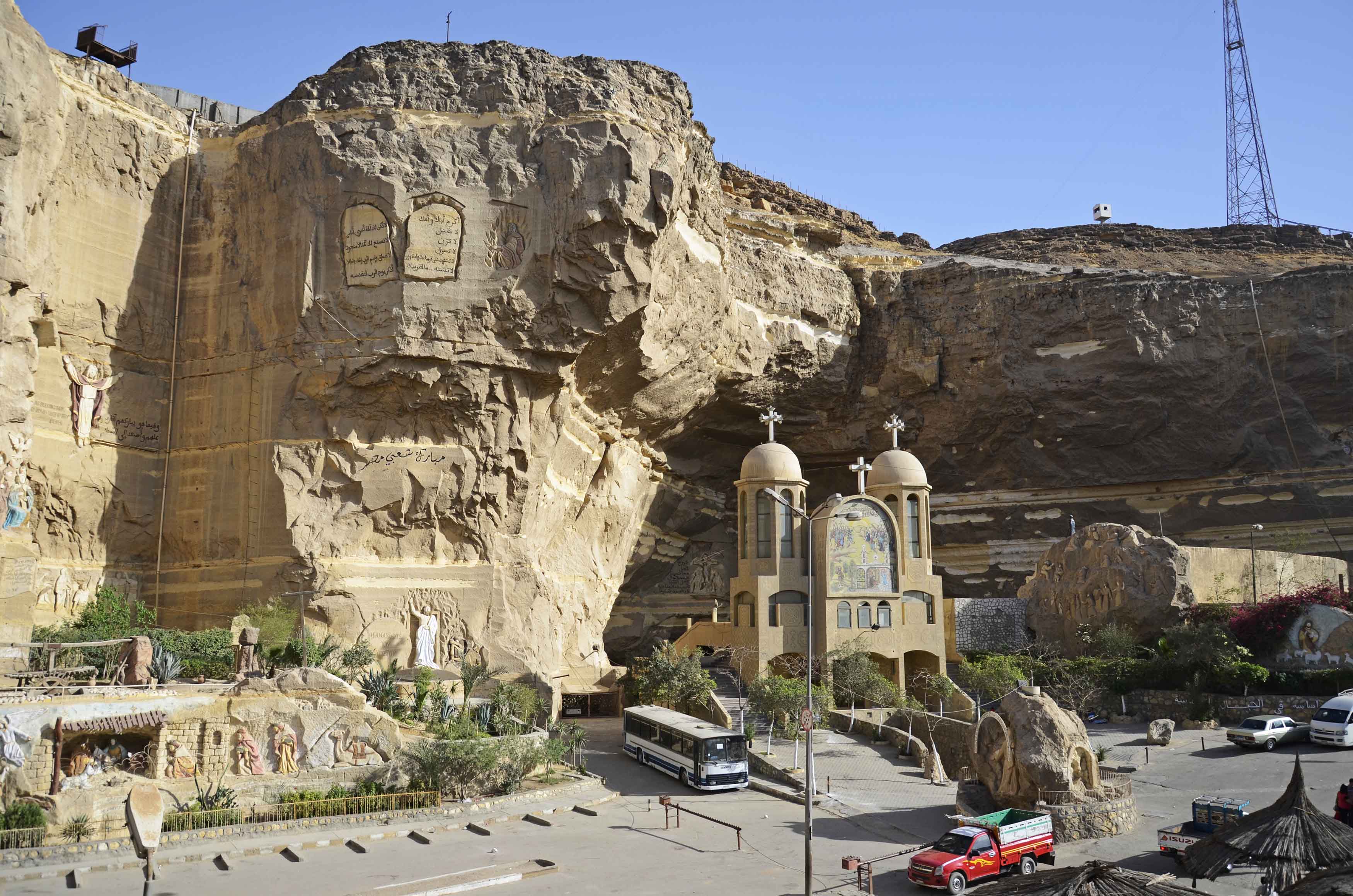 إقامة في حضن التاريخ والرفاهية