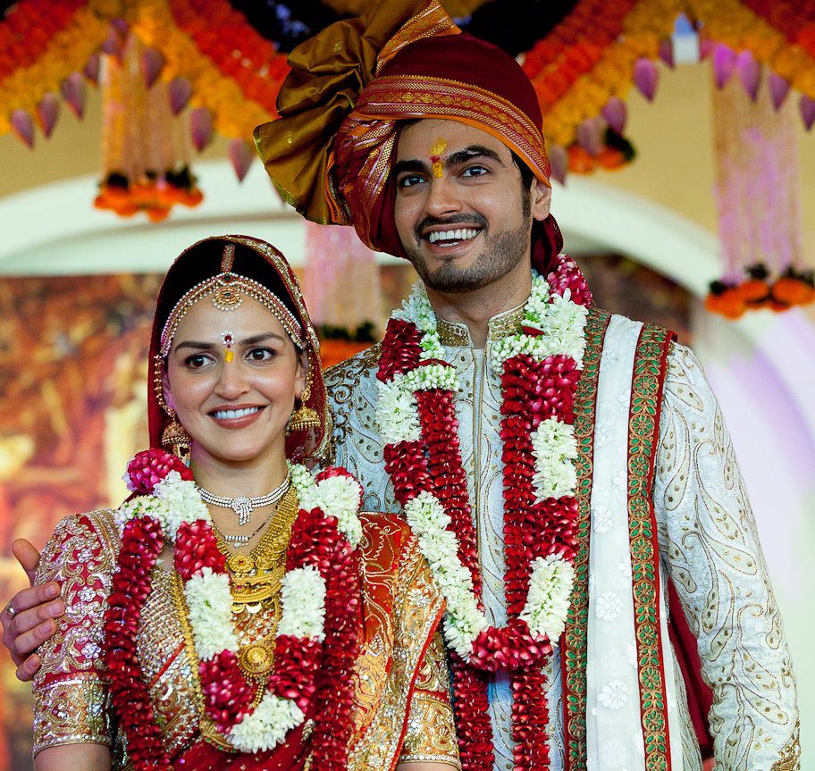 إيشا ديول Esha Deol وبارات تاختاني Bharat Takhtani