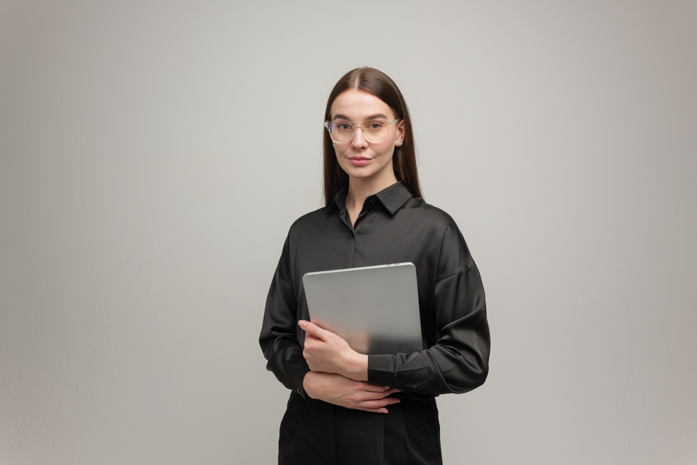 ابحثي عن مجتمع وتواصل