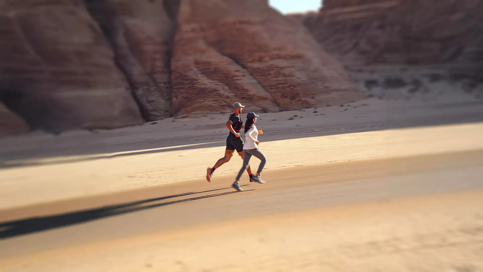 ابدأ يومك بين الجبال... واكتشف طاقتك في ماراثون العُلا.