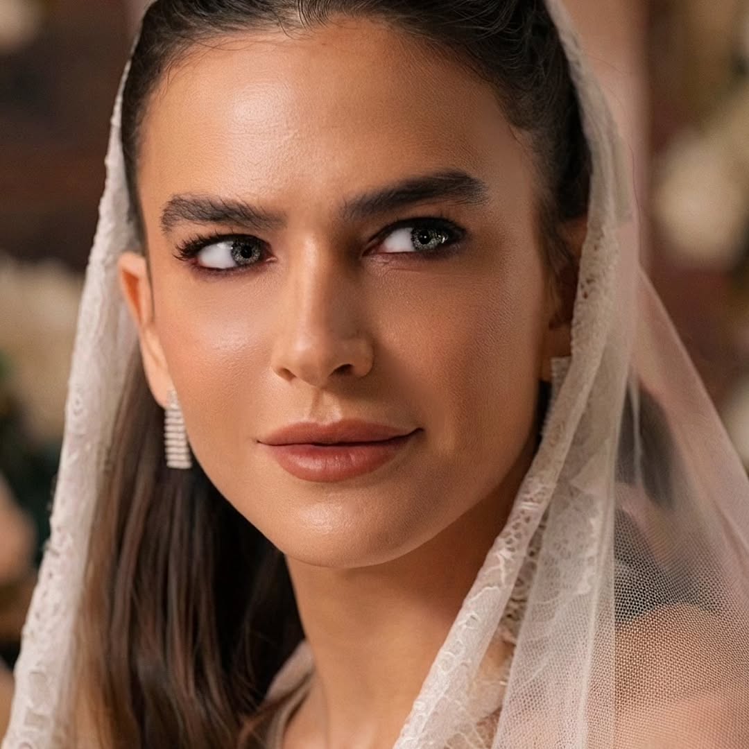 اختارت جولي مكياجا ناعما