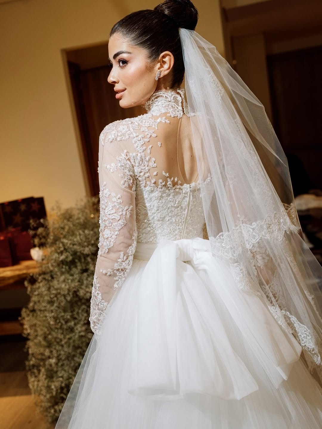 اختارت ليلى زاهر فستان زفاف مميز