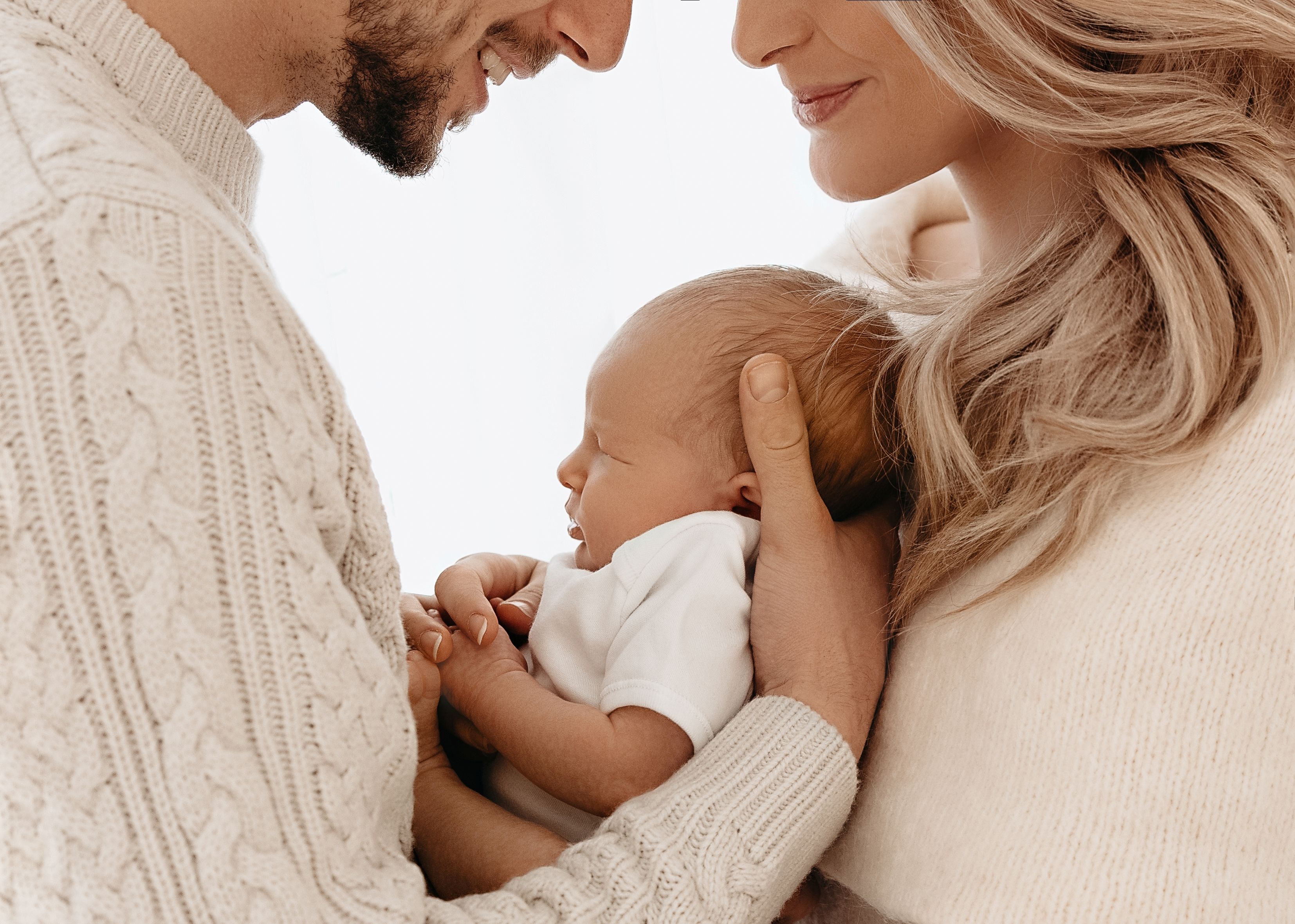 اختيار اسم المولود بحسب تاريخ ميلاده يضع حدًا لشجار الأب والأم