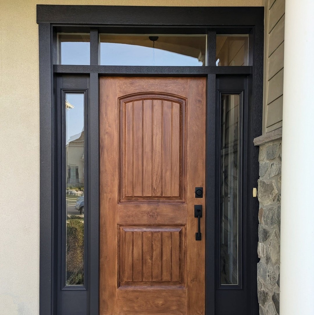 اختيار الأبواب الأمامية المصنوعة من مادة الفيبرجلاس قد تقلل من فخامة واجهة المنزل بالكامل