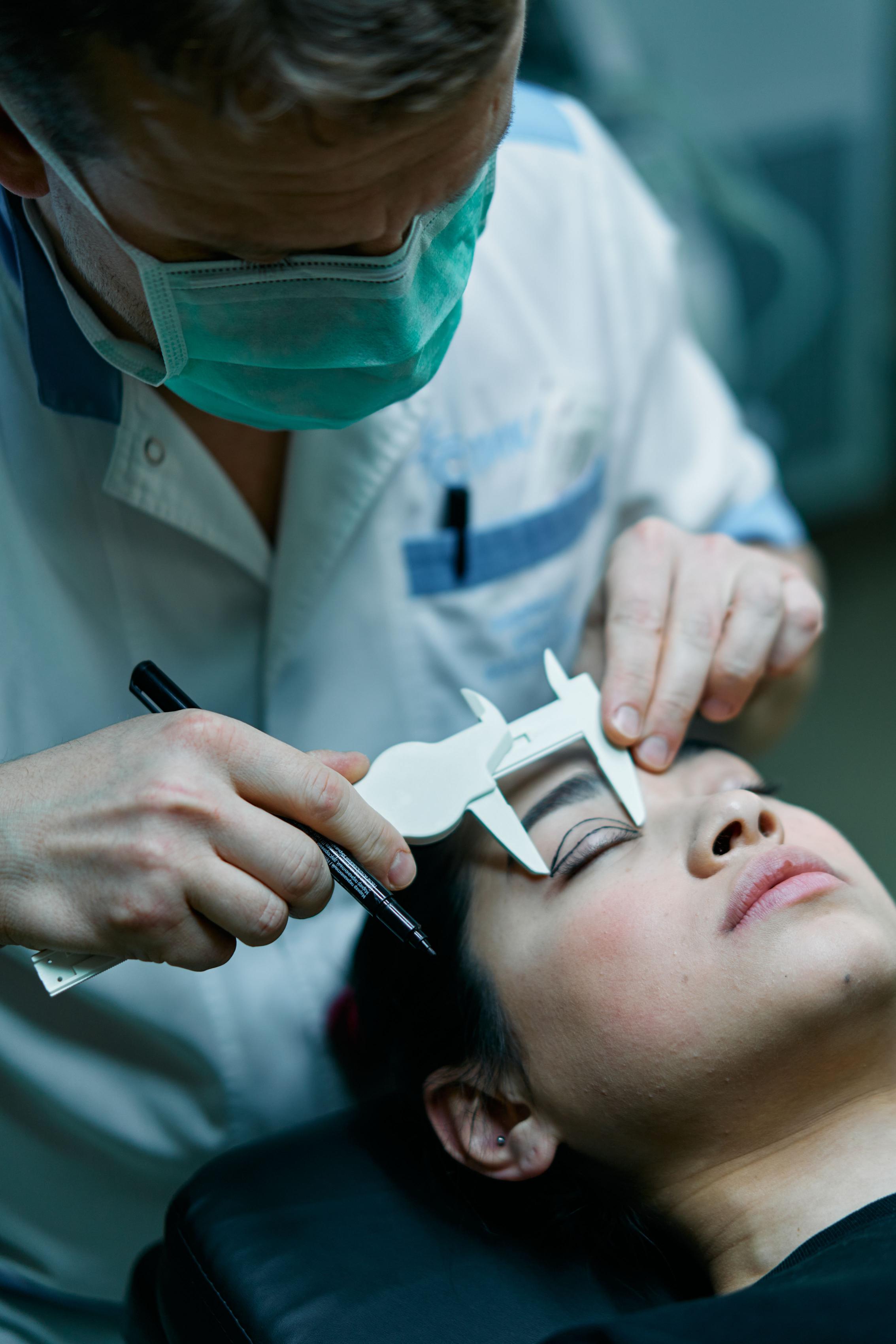 اختيار الإجراء التجميلي الأنسب لمرحلتك العمرية حسب التقسسم الطبي لحالتك
