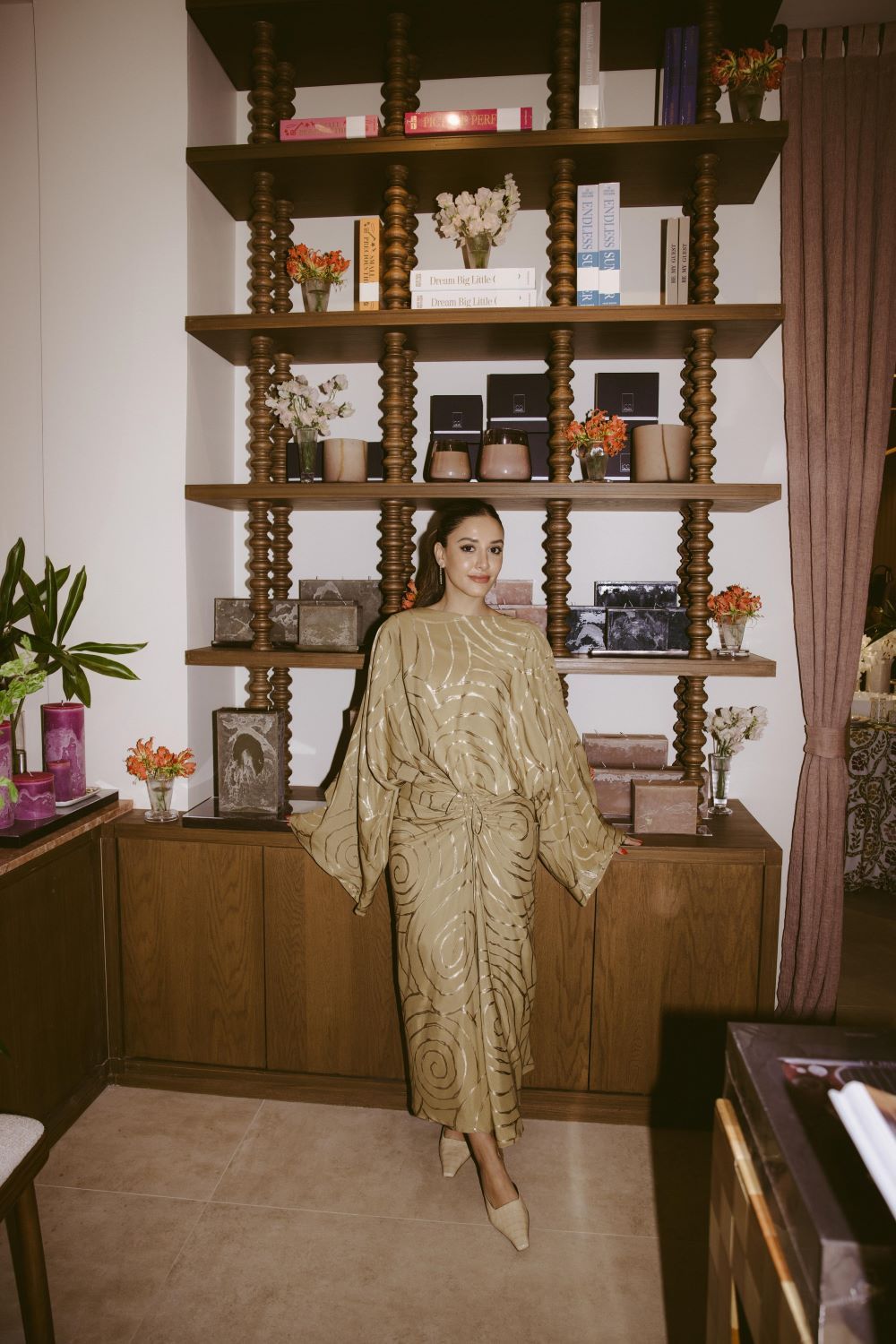 اختيار الإكسسوارات المناسبة لإكمال الإطلالة الرمضانية مع هانية الخميس