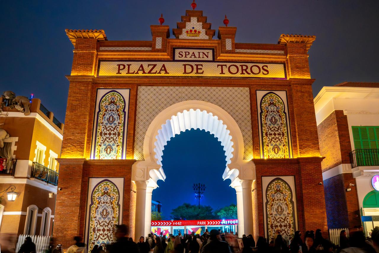 استكشفوا أجواء إسبانيا المميزة