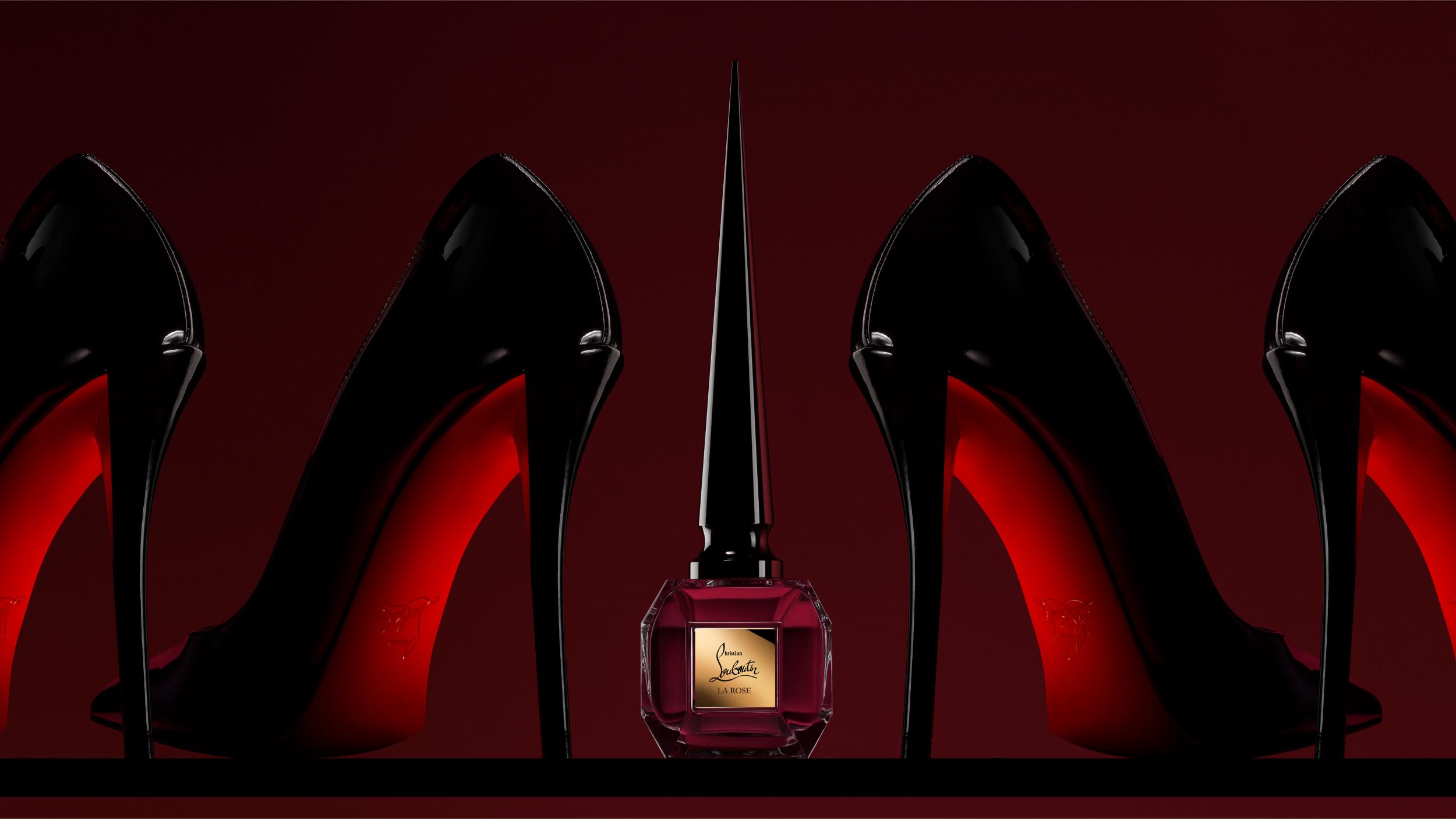 استمد خبير العطور Quentin Bisch إلهامه لإبداع العطر من أحذية الكعب العالي الرفيع الشهيرة لعلامة Christian Louboutin