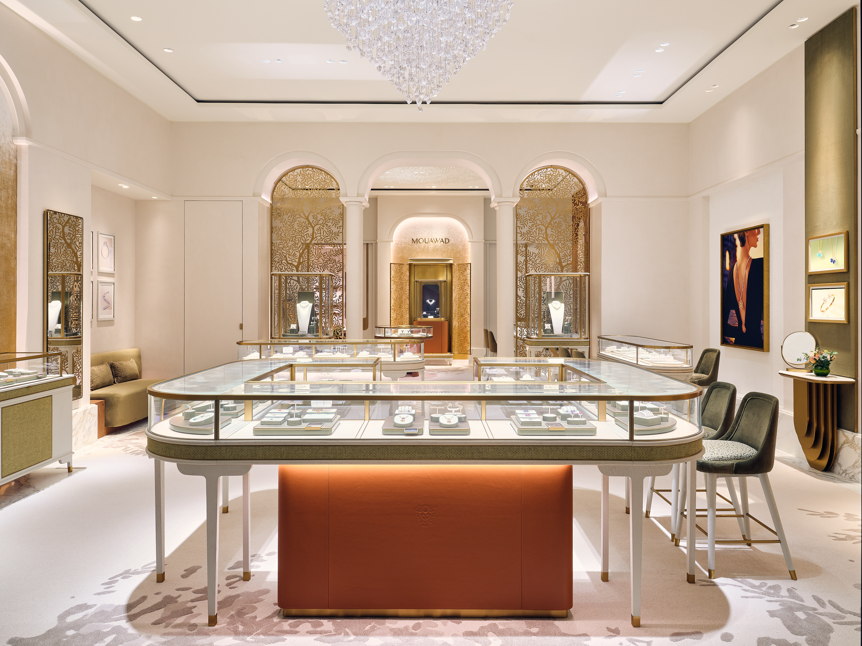 استوحى بوتيك معوّض في دبي مول تصميمه من جذور الدار المتوسّطية