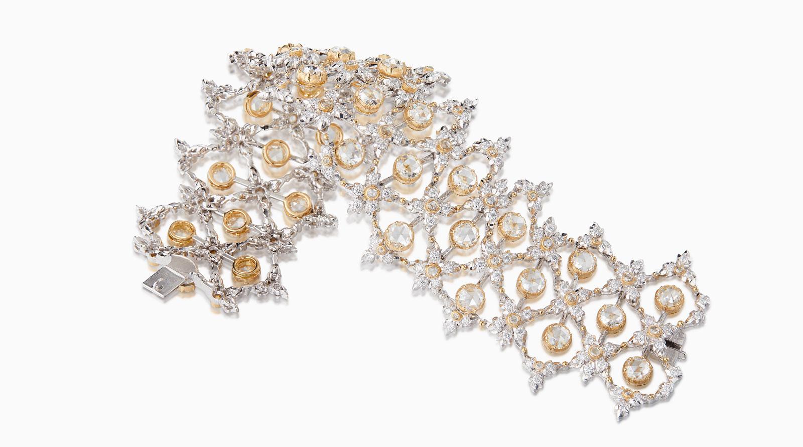 اسوارة من بوتشيلاتي  Buccellati