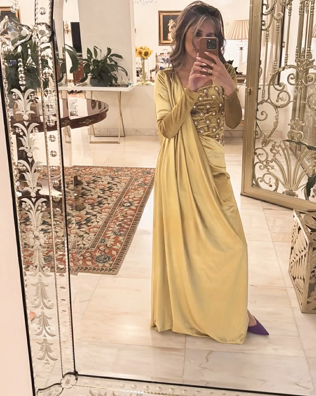 اسيل الرويشد خلال حفل الخطوبة