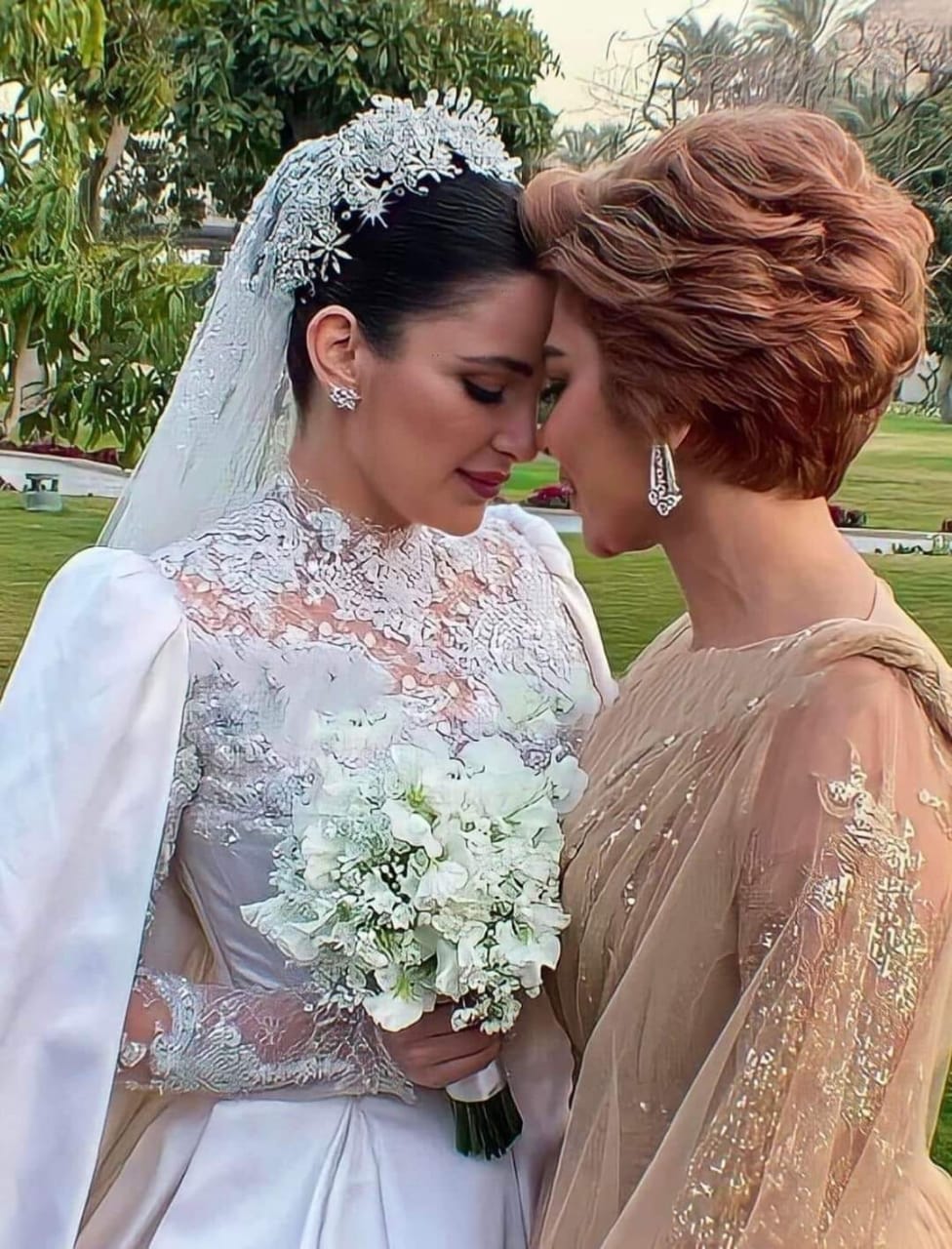 اصالة نصري غنت لابنتها في يوم الزفاف