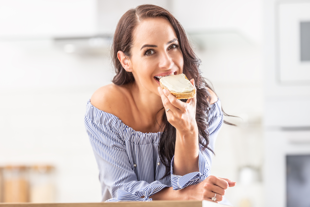 اضطرابات الأكل بعد سن الأربعين الأعراض والحلول الفعّالة - رئيسية واولى
