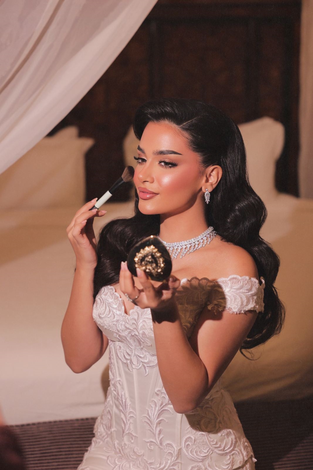 اطلالة عروس بمكياج خبيرة التجميل نور خطاب