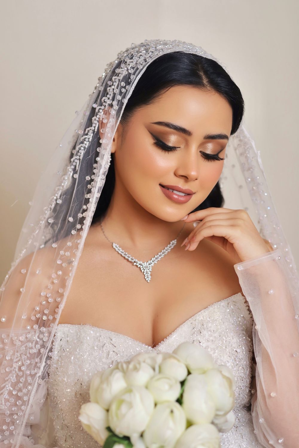 اطلالة عروس من  الميك أب أرتست السعودية بيان البطحي